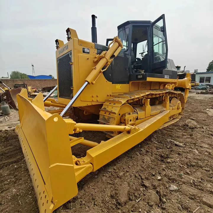 Used China Made SD22 Construction Machinery Shantui SD22 Crawler Bulldozer SD22 Earthmoving Machine Used Bulldozer - Булдожер: слика 2 Used China Made SD22 Construction Machinery Shantui SD22 Crawler Bulldozer SD22 Earthmoving Machine Used Bulldozer - Булдожер: слика 2