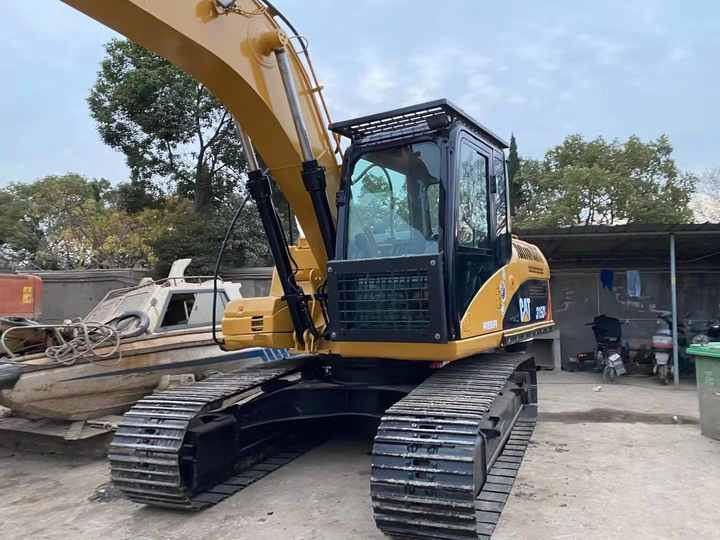 Used Crawler Caterpillar 315DL Excavator with Good Performance Hot Sale Used Engineering & Construction Machinery - Багер: слика 4 Used Crawler Caterpillar 315DL Excavator with Good Performance Hot Sale Used Engineering & Construction Machinery - Багер: слика 4