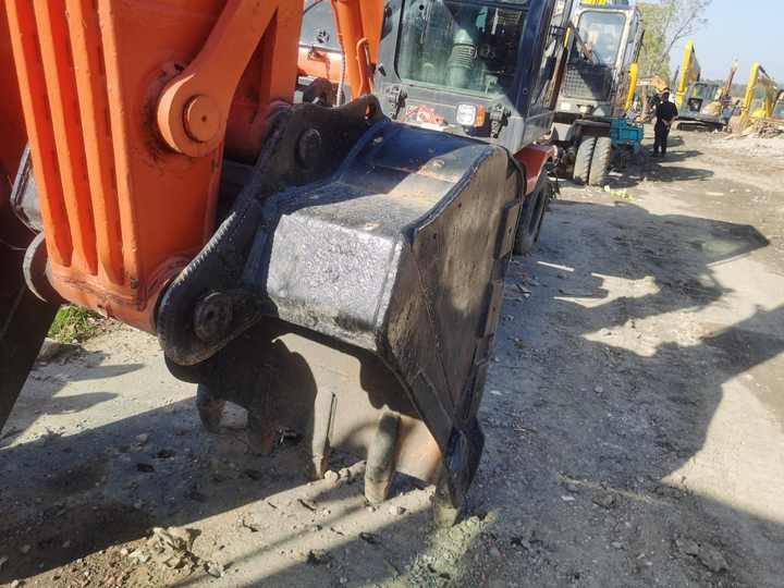 Used Digger Doosan Dh150w-7 Construction Machinery Construction Digger Used Doosan Dh150w-7 Cheap Excavator - Багер гасеничар: слика 2 Used Digger Doosan Dh150w-7 Construction Machinery Construction Digger Used Doosan Dh150w-7 Cheap Excavator - Багер гасеничар: слика 2