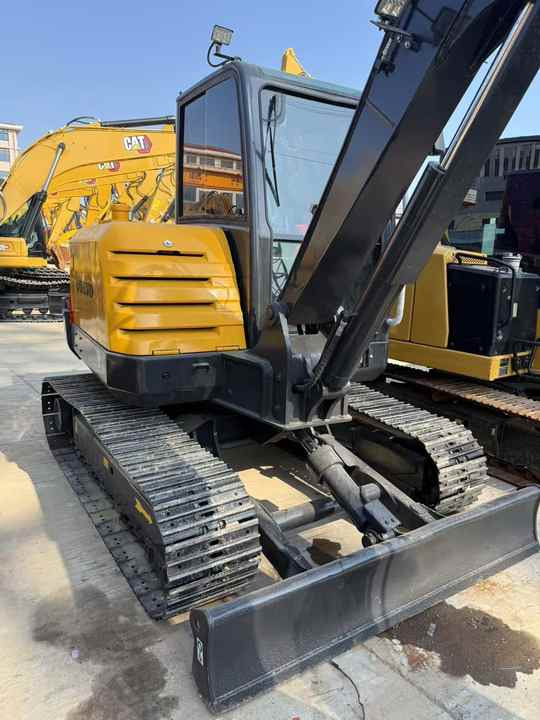 Used Digger VOLVO EC60D Construction Machinery Construction Digger Used VOLVO EC60D Cheap Excavator - Мини багер: слика 5 Used Digger VOLVO EC60D Construction Machinery Construction Digger Used VOLVO EC60D Cheap Excavator - Мини багер: слика 5