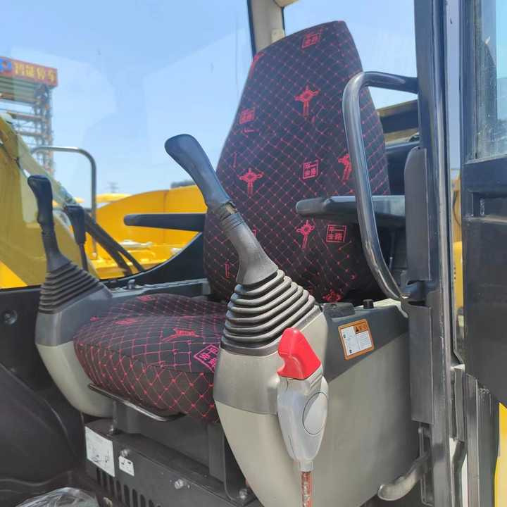 Used Excavator KOMATSU PC70-8 Construction Machinery Excavator PC70-8 PC60 PC70 Excavators for Sale at Negotiable Price - Мини багер: слика 5 Used Excavator KOMATSU PC70-8 Construction Machinery Excavator PC70-8 PC60 PC70 Excavators for Sale at Negotiable Price - Мини багер: слика 5