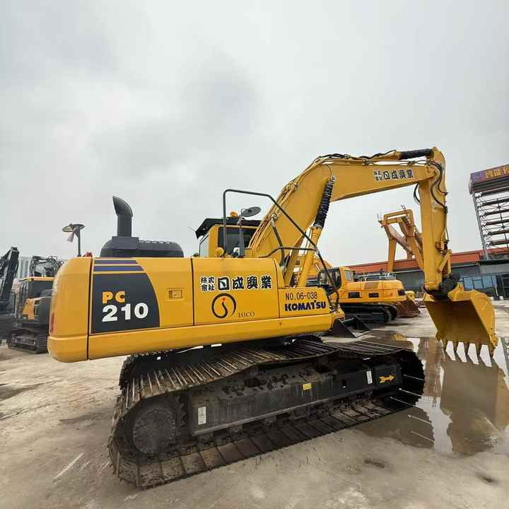 Багер гасеничар Used Good Quality Japan Original PC210-8 in Good Condition PC210-8 Komatsu: слика 6