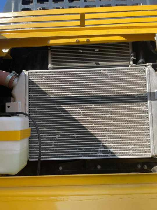 Used Heavy Construction Equipment Crawler Excavator KomatsuPC350-8 Used Machine - Багер гасеничар: слика 4 Used Heavy Construction Equipment Crawler Excavator KomatsuPC350-8 Used Machine - Багер гасеничар: слика 4