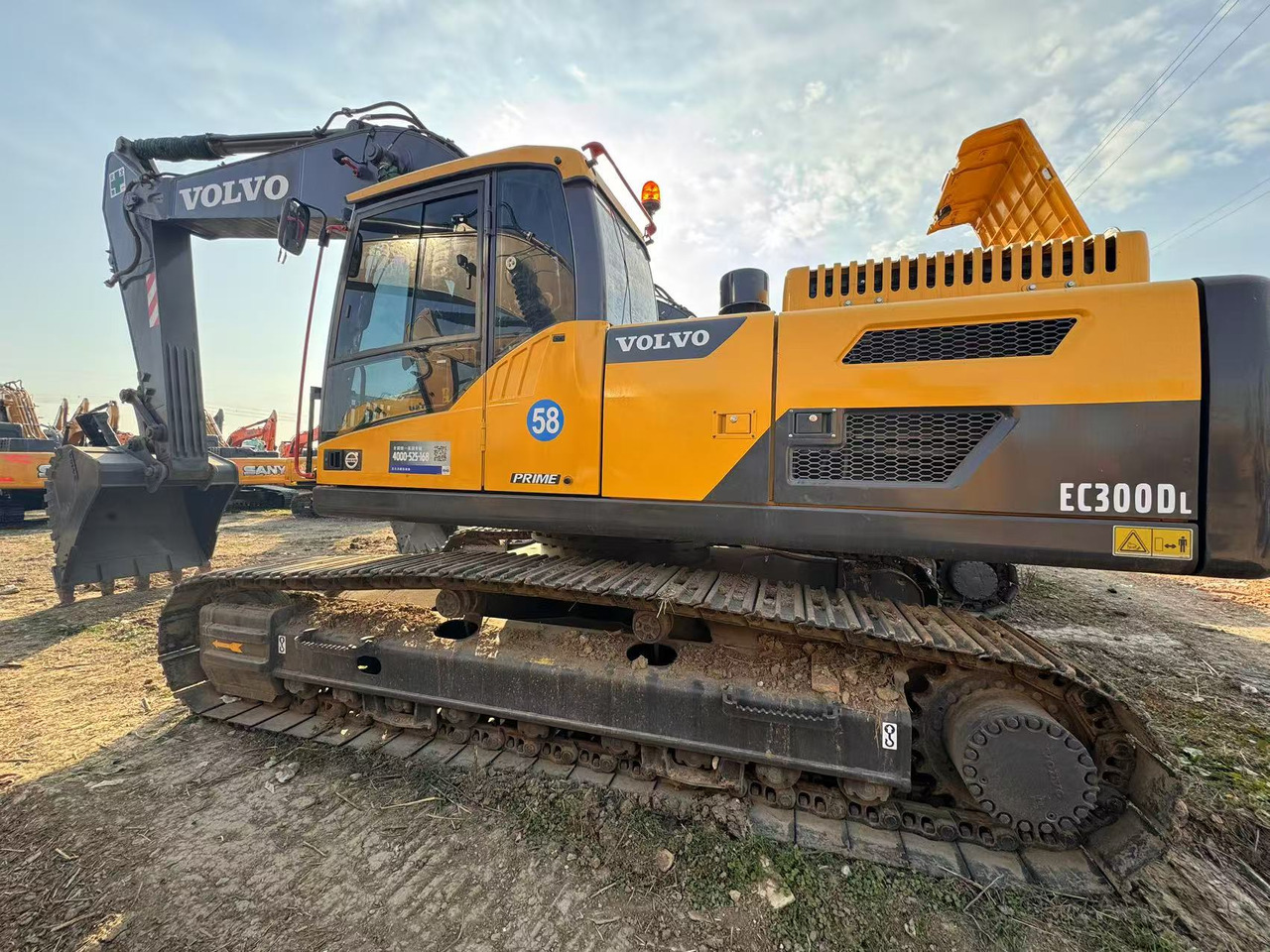 Used High Quality volvo EC300DL 30ton excavator machinery - Багер гасеничар: слика 1 Used High Quality volvo EC300DL 30ton excavator machinery - Багер гасеничар: слика 1