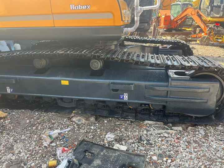 Used hyundai 305-9 30tons Excavator in Stock for Sale Hyundai 210-9 215-9 220-9 225-9 Excavator for Sale - Багер: слика 4 Used hyundai 305-9 30tons Excavator in Stock for Sale Hyundai 210-9 215-9 220-9 225-9 Excavator for Sale - Багер: слика 4