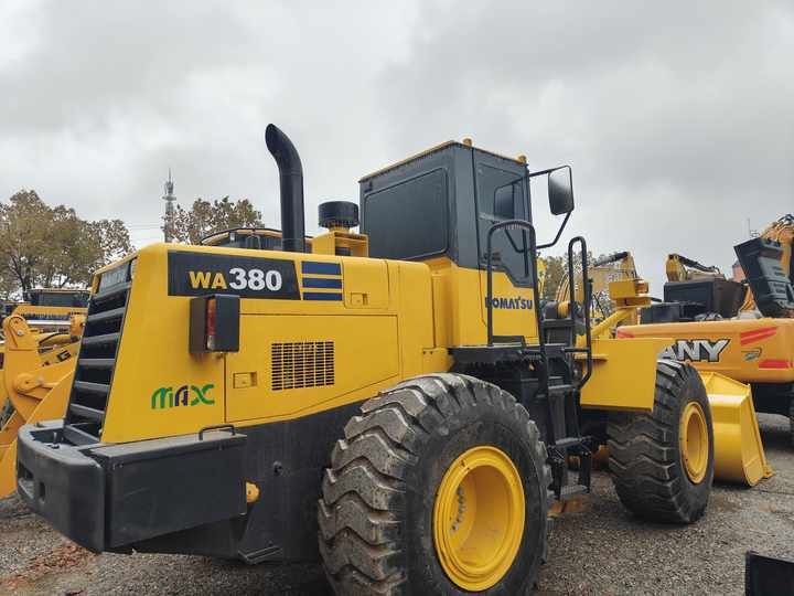 Used komatsu WA380-3 Wheel Loader Hot Sale Original Japan Brand Koamtsu Wheel Loader for Sale - Натоварувач на тркала: слика 3 Used komatsu WA380-3 Wheel Loader Hot Sale Original Japan Brand Koamtsu Wheel Loader for Sale - Натоварувач на тркала: слика 3
