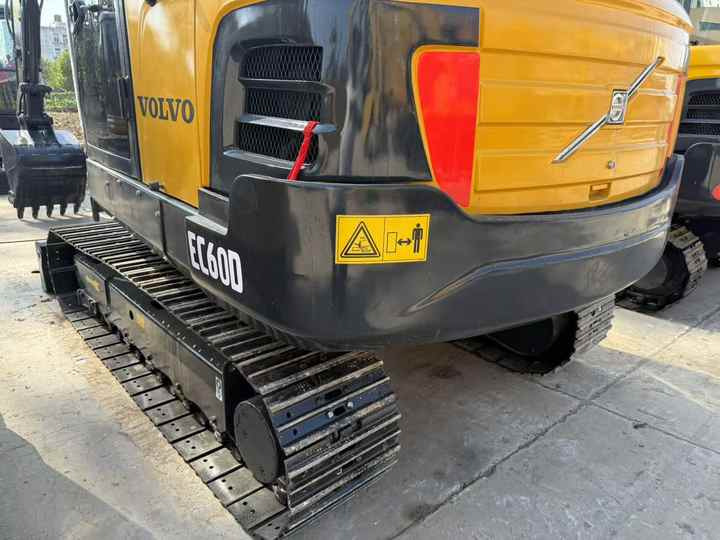 Used volvo Ec60 Mini 6tons Excavator in Stock for Sale - Багер гасеничар: слика 4 Used volvo Ec60 Mini 6tons Excavator in Stock for Sale - Багер гасеничар: слика 4
