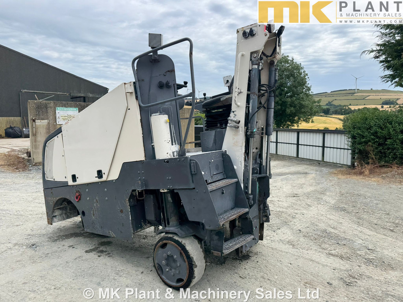 WIRTGEN W50 - Асфалтна мелница: слика 2 WIRTGEN W50 - Асфалтна мелница: слика 2