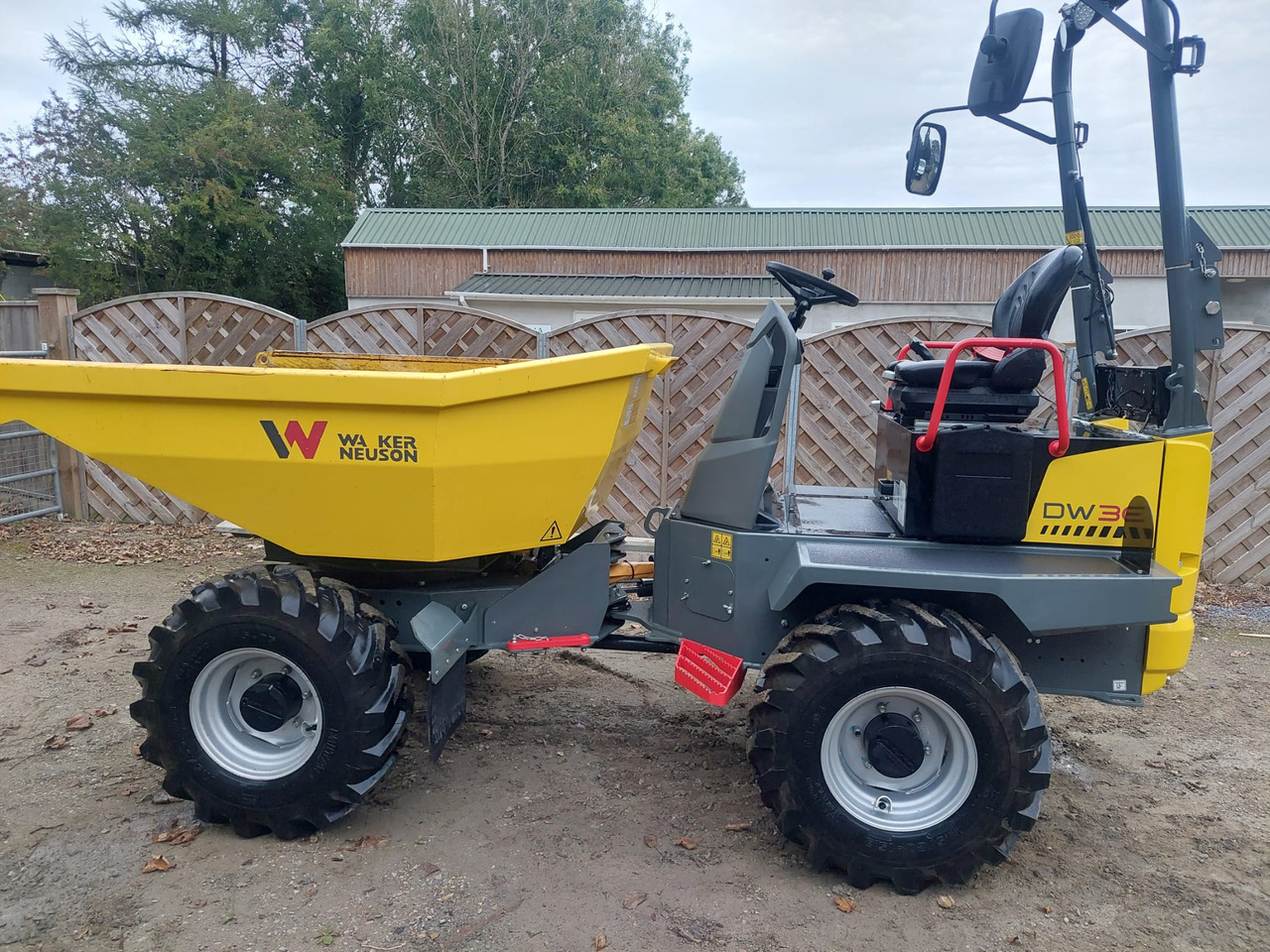 Wacker Neuson DW30S - Истоварувач: слика 1 Wacker Neuson DW30S - Истоварувач: слика 1