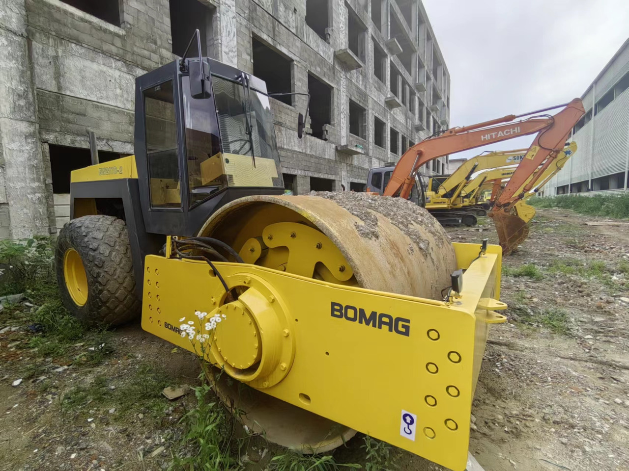 BOMAG BW217D - Ваљак за пат: слика 3 BOMAG BW217D - Ваљак за пат: слика 3