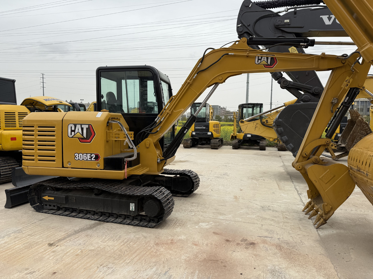 CATERPILLAR 306E2 - Мини багер: слика 1 CATERPILLAR 306E2 - Мини багер: слика 1