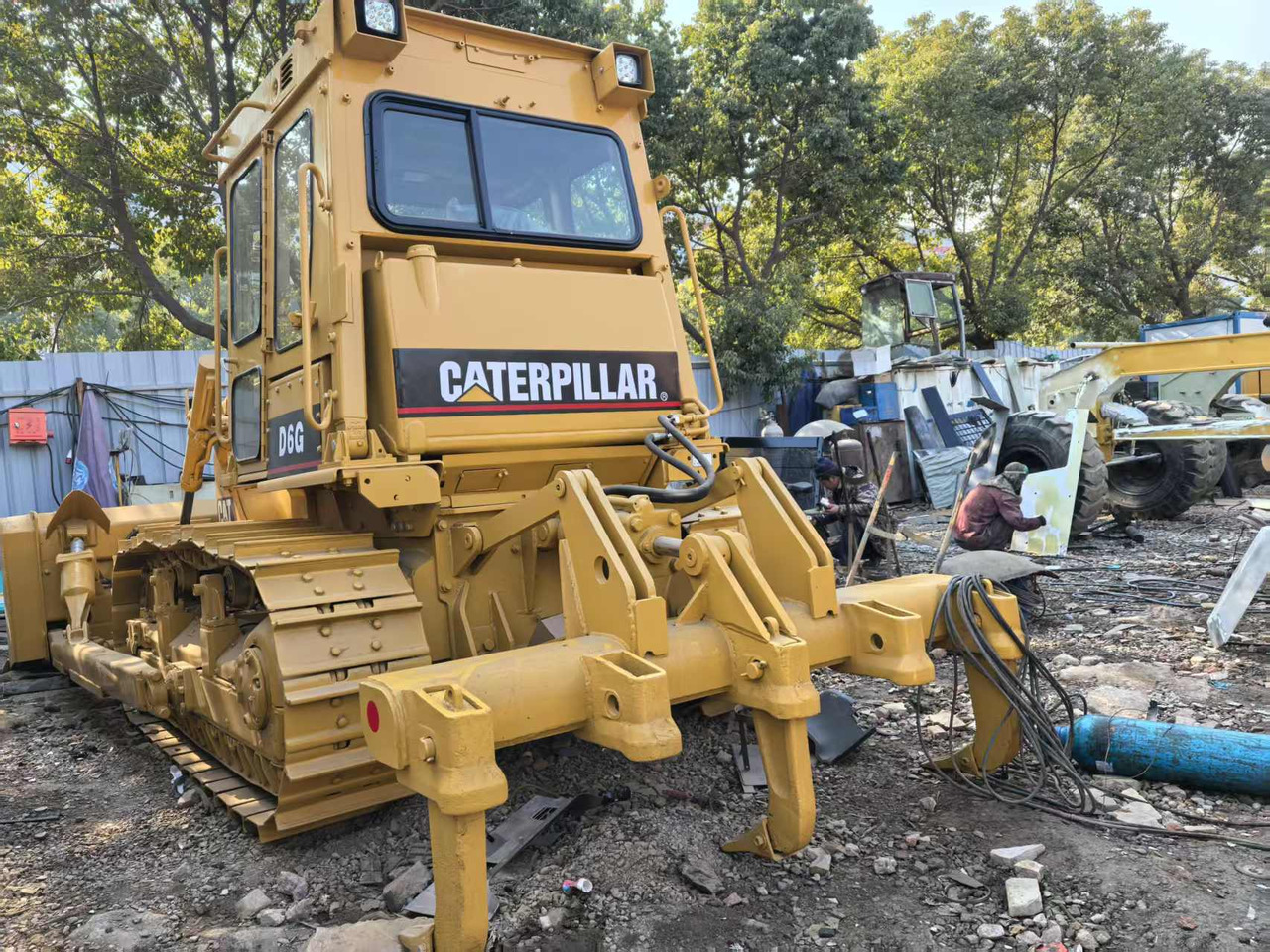 CATERPILLAR D6G - Булдожер: слика 1 CATERPILLAR D6G - Булдожер: слика 1