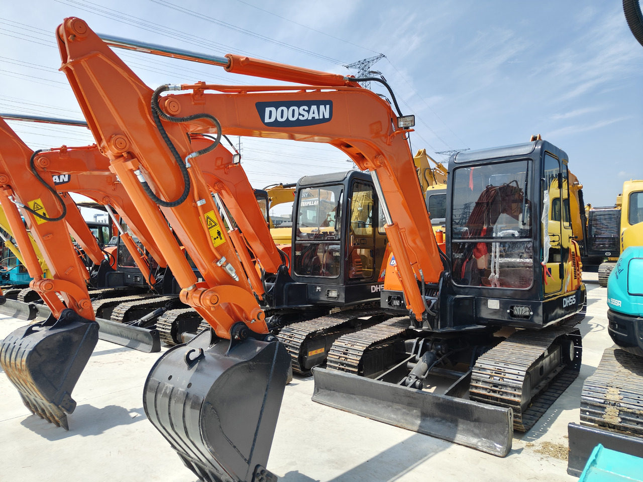DOOSAN DH55 - Багер гасеничар: слика 1 DOOSAN DH55 - Багер гасеничар: слика 1