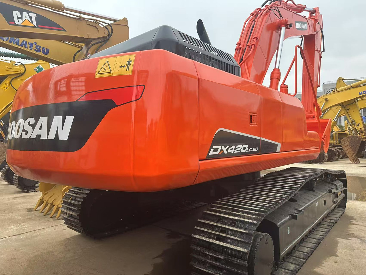 DOOSAN DX420LC-9C - Багер гасеничар: слика 2 DOOSAN DX420LC-9C - Багер гасеничар: слика 2
