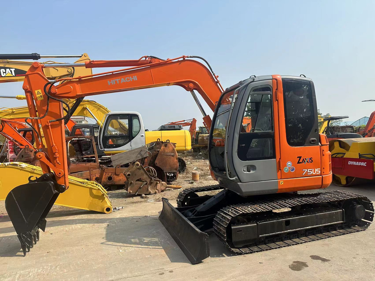 HITACHI ZX75 - Багер гасеничар: слика 1 HITACHI ZX75 - Багер гасеничар: слика 1