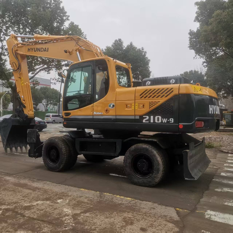 HYUNDAI R210W-9 - Багер на тркала: слика 1 HYUNDAI R210W-9 - Багер на тркала: слика 1