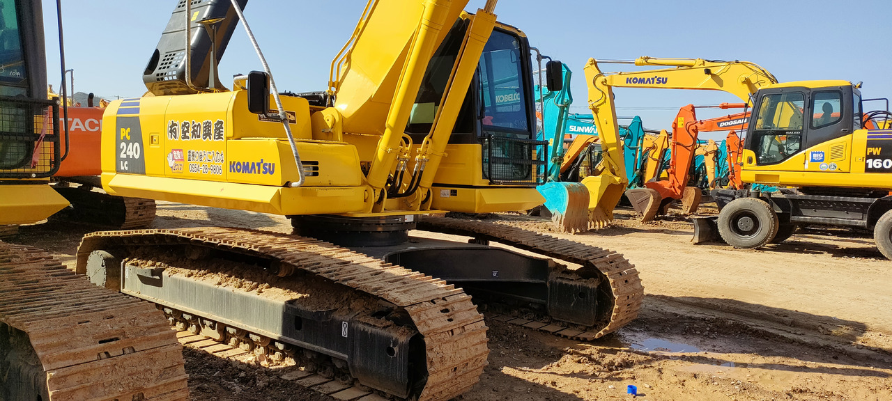 KOMATSU PC240-8 - Багер гасеничар: слика 4 KOMATSU PC240-8 - Багер гасеничар: слика 4