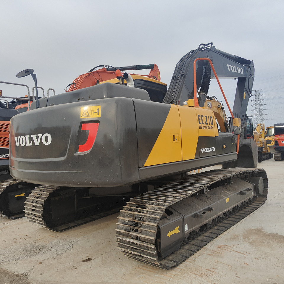 VOLVO EC210 - Багер гасеничар: слика 2 VOLVO EC210 - Багер гасеничар: слика 2