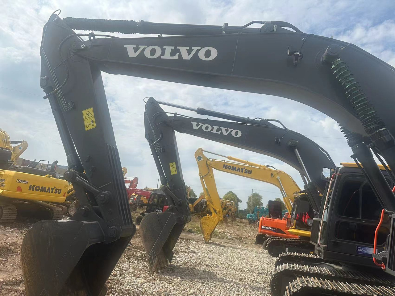 VOLVO EC240 - Багер гасеничар: слика 4 VOLVO EC240 - Багер гасеничар: слика 4