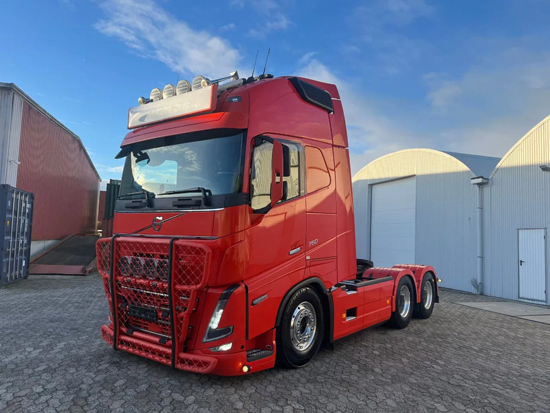 Volvo FH 16.750 FH 16 6x4 - Камион влекач: слика 2 Volvo FH 16.750 FH 16 6x4 - Камион влекач: слика 2