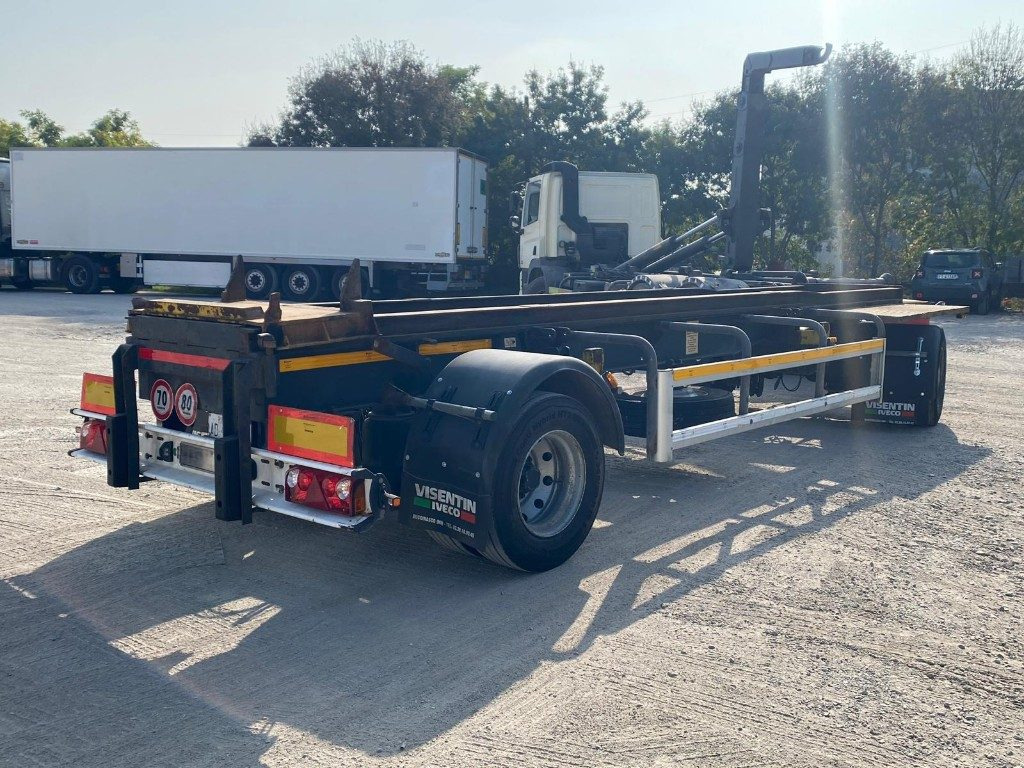 CARDI RIMORCHIO CARDI SCARRABILE PNEUMATICO - Роло/ Подизач приколка: слика 1 CARDI RIMORCHIO CARDI SCARRABILE PNEUMATICO - Роло/ Подизач приколка: слика 1