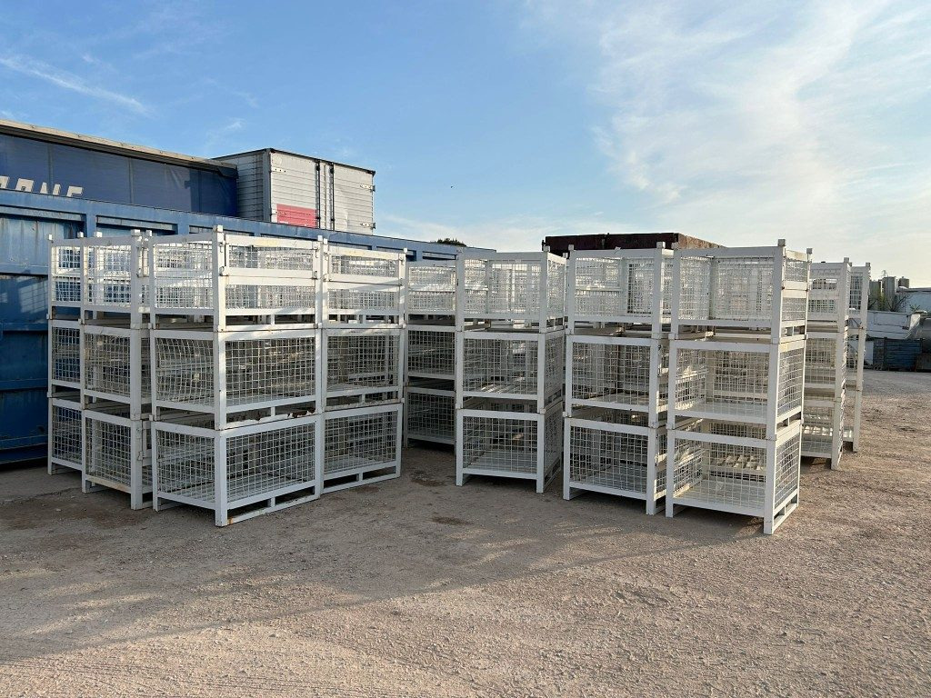 CESTA USATA SEMINUOVA IN FERRO - Алат/ Опрема: слика 1 CESTA USATA SEMINUOVA IN FERRO - Алат/ Опрема: слика 1