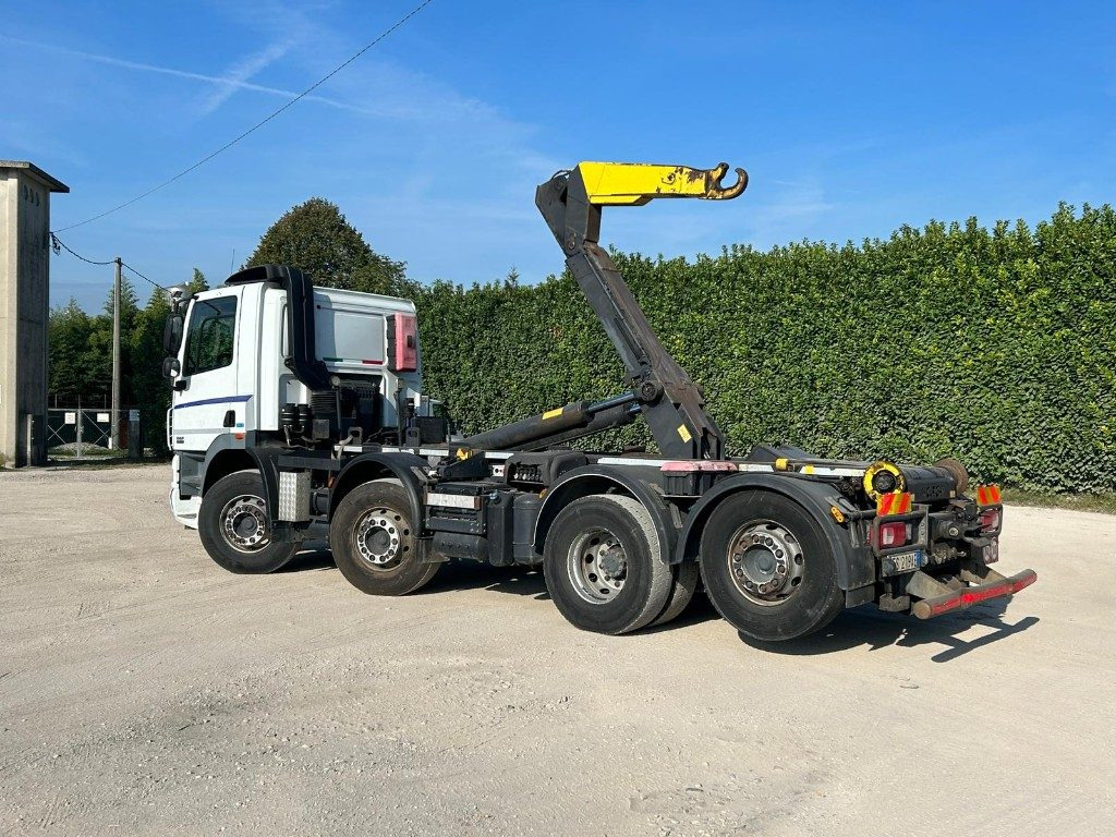 DAF CF85 SCARRABILE - Камион со кука за подигање: слика 3 DAF CF85 SCARRABILE - Камион со кука за подигање: слика 3
