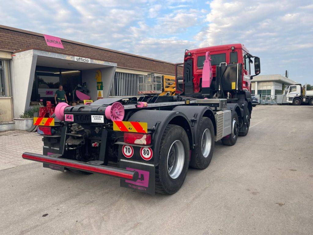 MAN TGS 41.480 SCARRABILE - Камион со кука за подигање: слика 3 MAN TGS 41.480 SCARRABILE - Камион со кука за подигање: слика 3