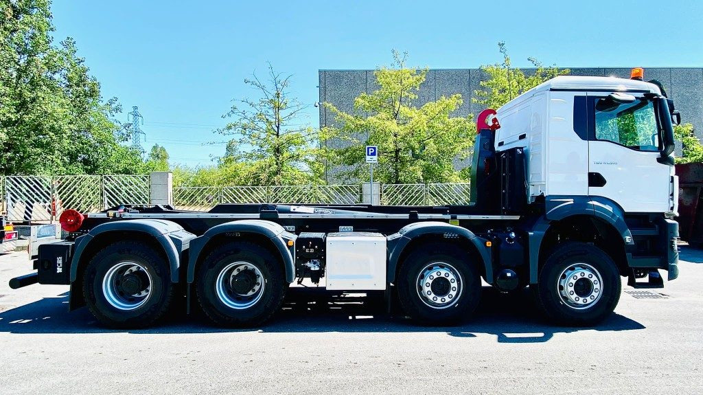 MAN TGS 41.510 SCARRABILE - Камион со кука за подигање: слика 4 MAN TGS 41.510 SCARRABILE - Камион со кука за подигање: слика 4