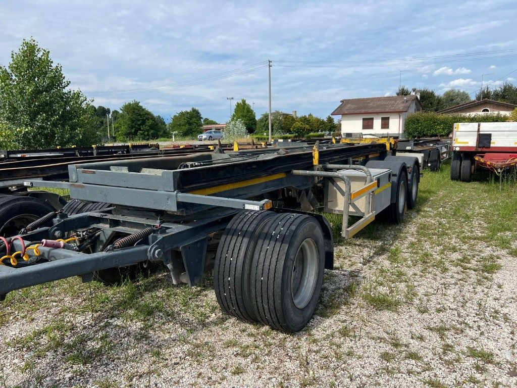 PIACENZA RIMORCHIO PIACENZA SCARRABILE BALESTRATO - Роло/ Подизач приколка: слика 2 PIACENZA RIMORCHIO PIACENZA SCARRABILE BALESTRATO - Роло/ Подизач приколка: слика 2