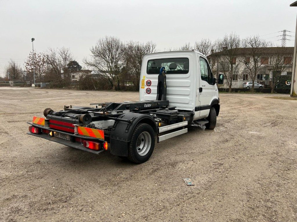 RENAULT MASCOTT SCARRABILE - Камион со кука за подигање: слика 4 RENAULT MASCOTT SCARRABILE - Камион со кука за подигање: слика 4