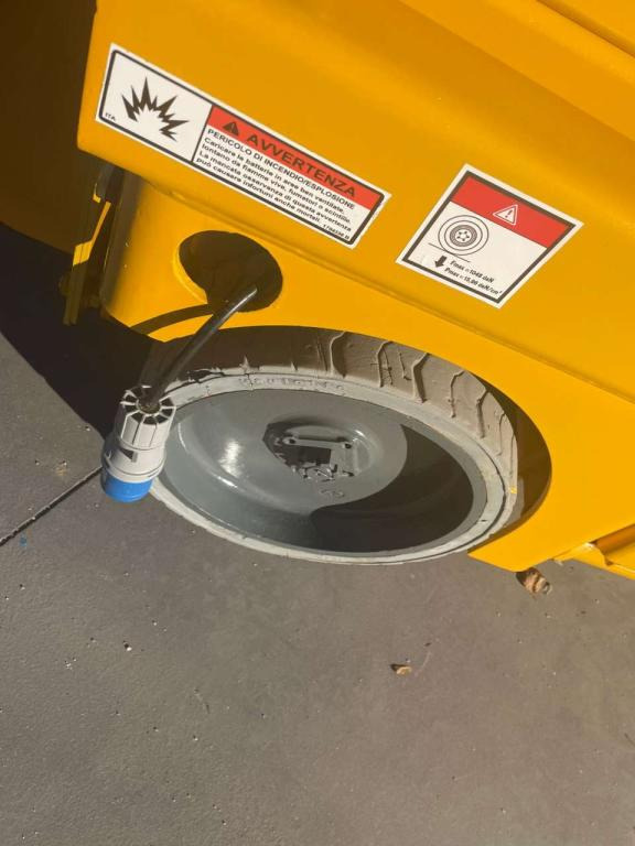 Haulotte COMPACT 10N - Кревач ножица: слика 4 Haulotte COMPACT 10N - Кревач ножица: слика 4