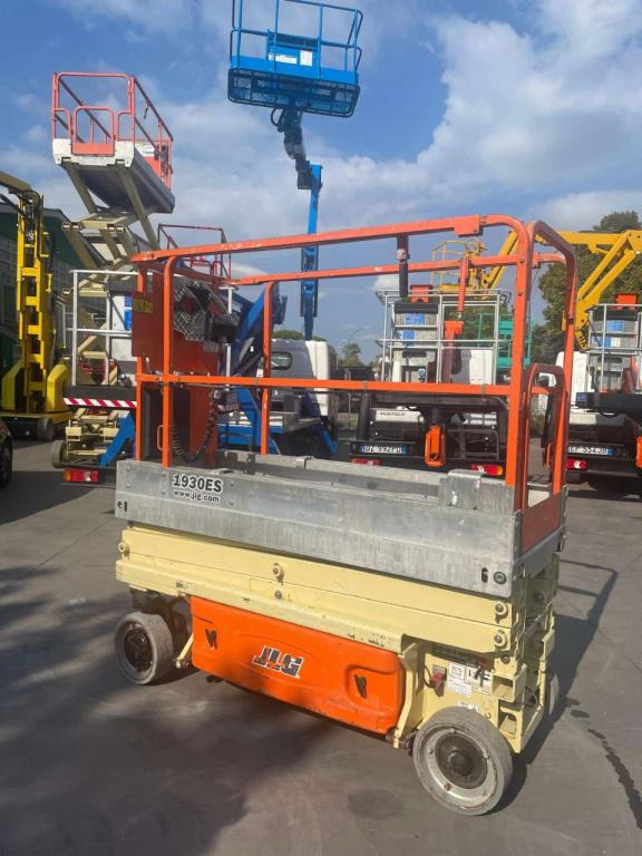 JLG 1930ES - Кревач ножица: слика 2 JLG 1930ES - Кревач ножица: слика 2