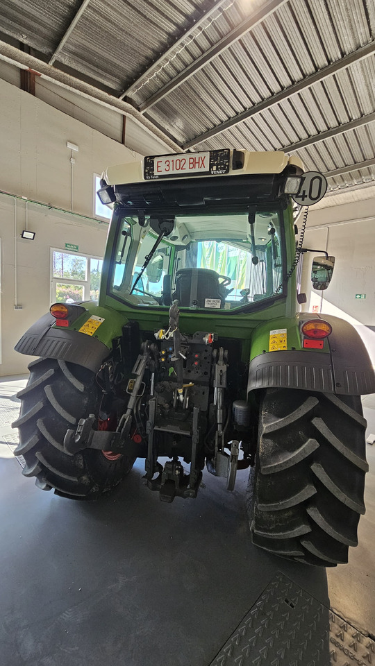 FENDT 211S VARIO - Трактор: слика 2 FENDT 211S VARIO - Трактор: слика 2