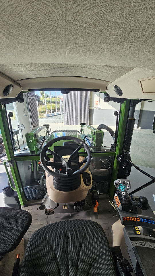 FENDT 211S VARIO - Трактор: слика 3 FENDT 211S VARIO - Трактор: слика 3