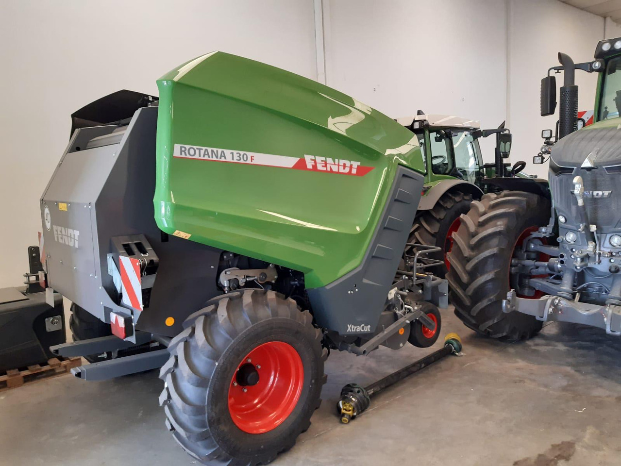 Fendt Rotana 130 F - Превртувачка опрема: слика 2 Fendt Rotana 130 F - Превртувачка опрема: слика 2