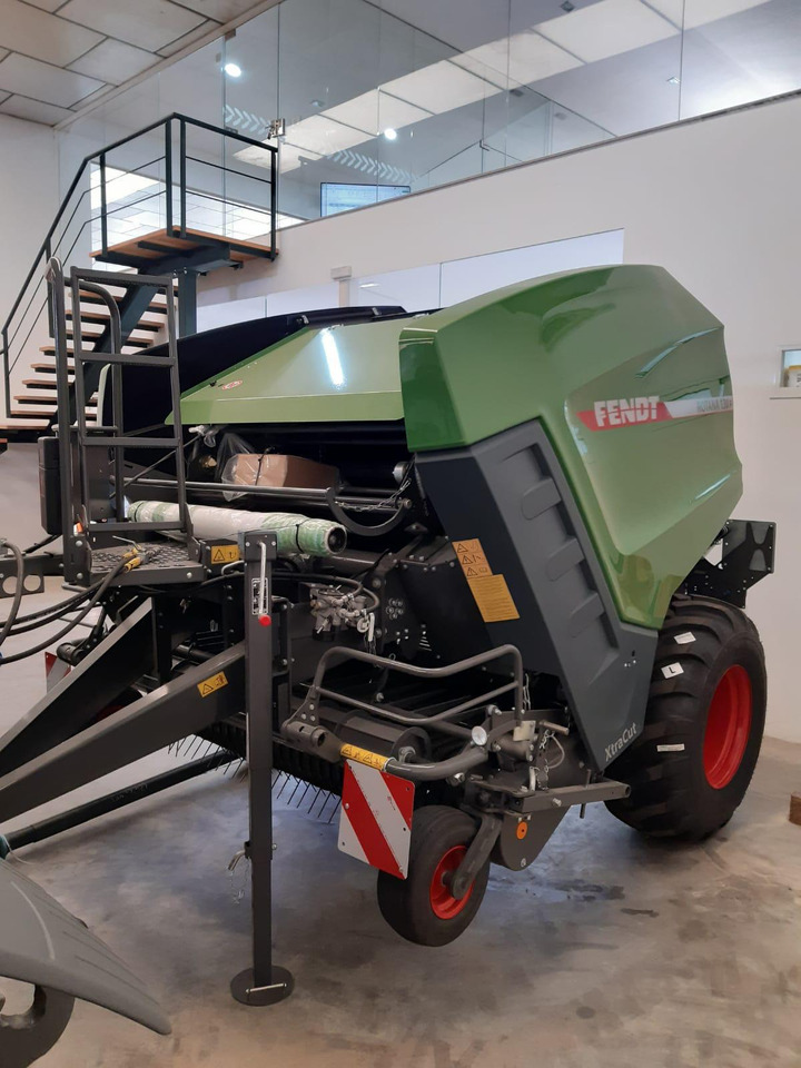 Fendt Rotana 130 F - Превртувачка опрема: слика 3 Fendt Rotana 130 F - Превртувачка опрема: слика 3