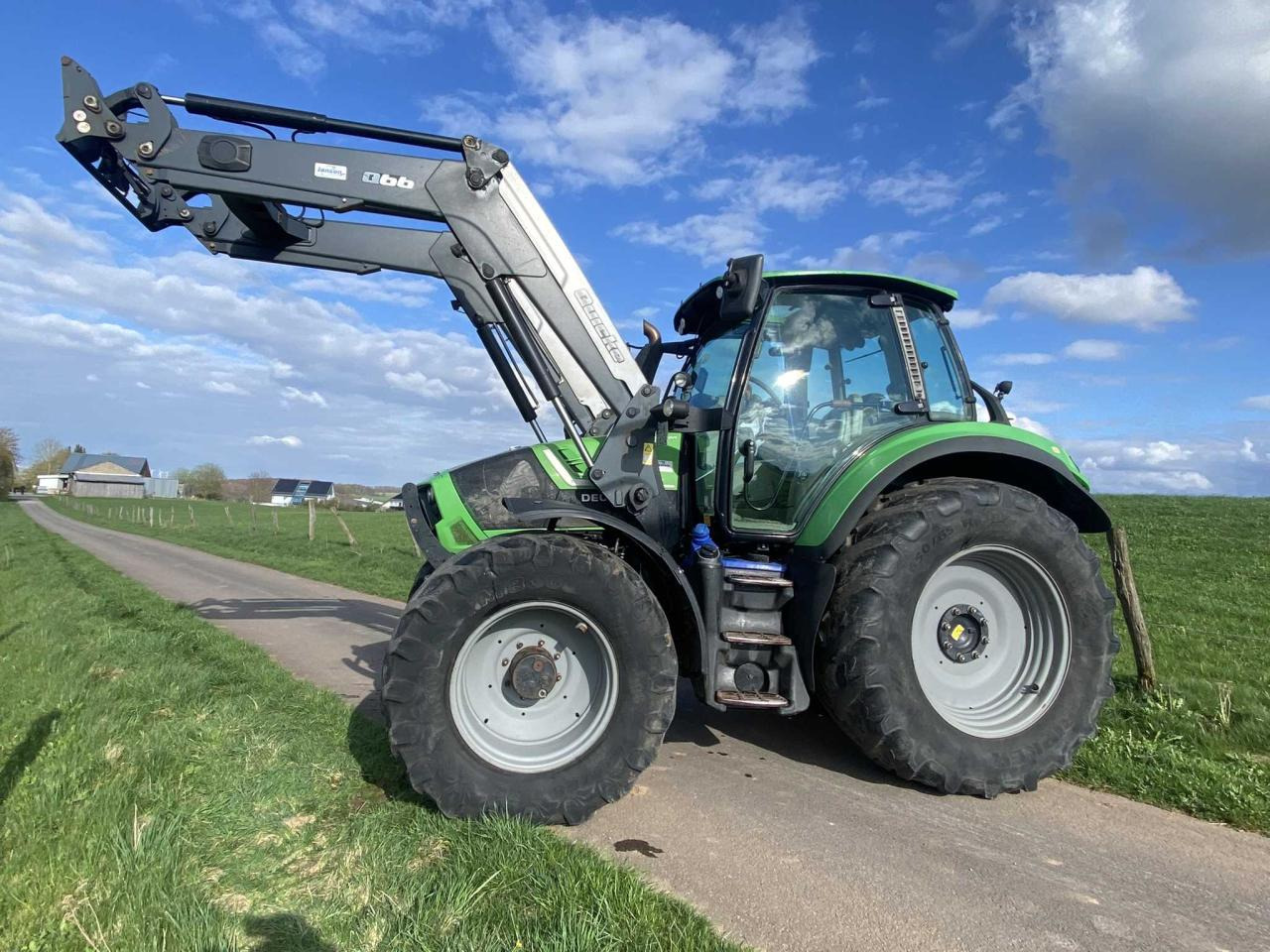 Deutz-Fahr 6150.4 Agrotron TTV - Трактор: слика 2 Deutz-Fahr 6150.4 Agrotron TTV - Трактор: слика 2