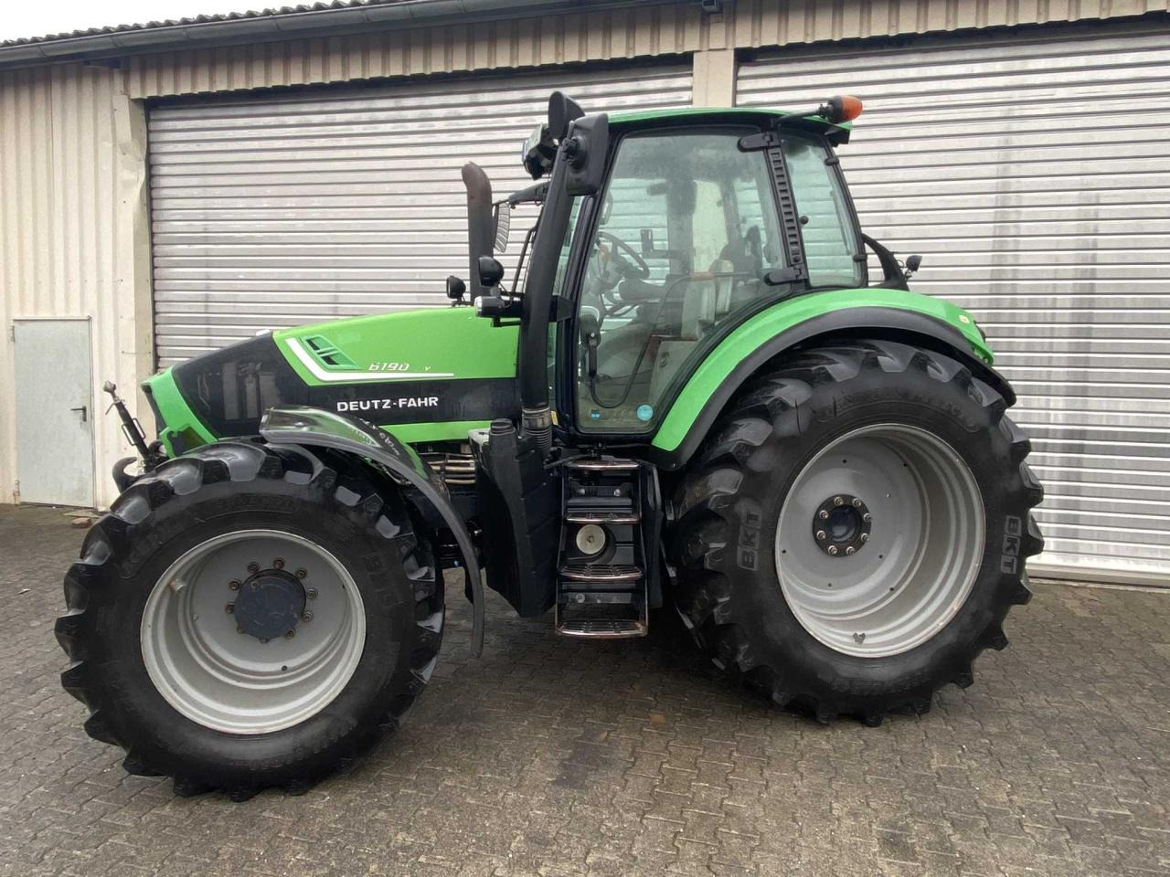 Deutz-Fahr 6190 Agrotron TTV - Трактор: слика 2 Deutz-Fahr 6190 Agrotron TTV - Трактор: слика 2