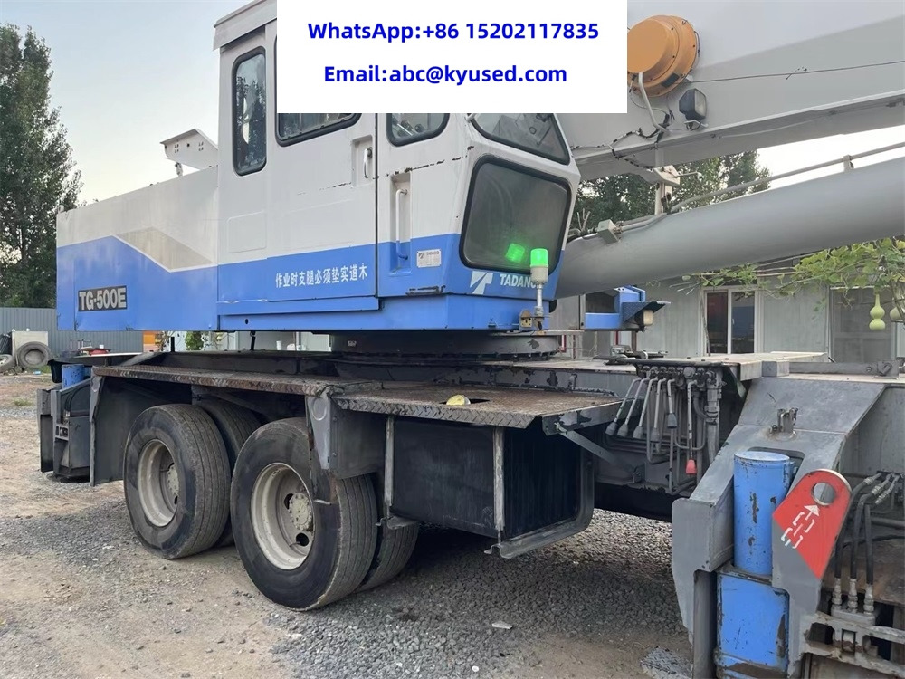 TADANO TG500E TG700E TG1000 TG250E TL250E TL300E 25TON 35TON 50TON 70TON 100TON - Мобилен кран: слика 4 TADANO TG500E TG700E TG1000 TG250E TL250E TL300E 25TON 35TON 50TON 70TON 100TON - Мобилен кран: слика 4