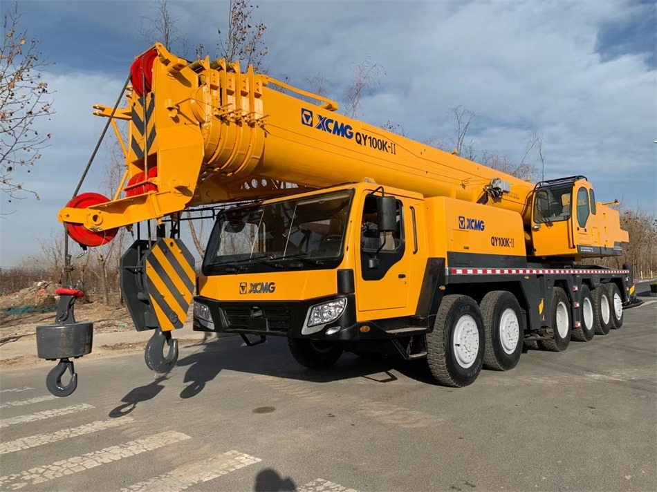 XCMG QY100K 100 ton truck crane - Мобилен кран: слика 1 XCMG QY100K 100 ton truck crane - Мобилен кран: слика 1