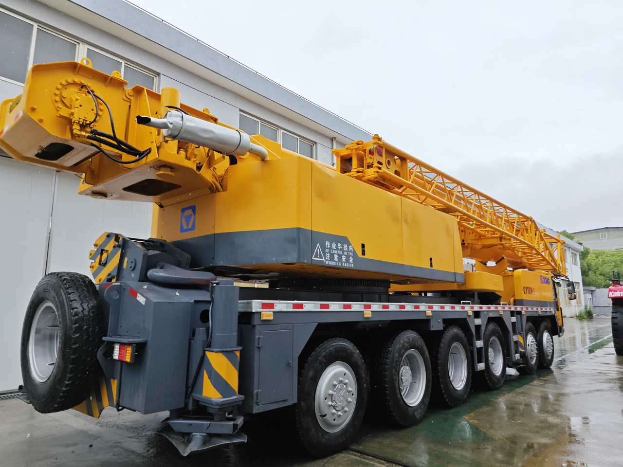XCMG QY100K 100TON QY100K-1 QY100K-I QY130K QY160K QAY200 - Мобилен кран: слика 4 XCMG QY100K 100TON QY100K-1 QY100K-I QY130K QY160K QAY200 - Мобилен кран: слика 4