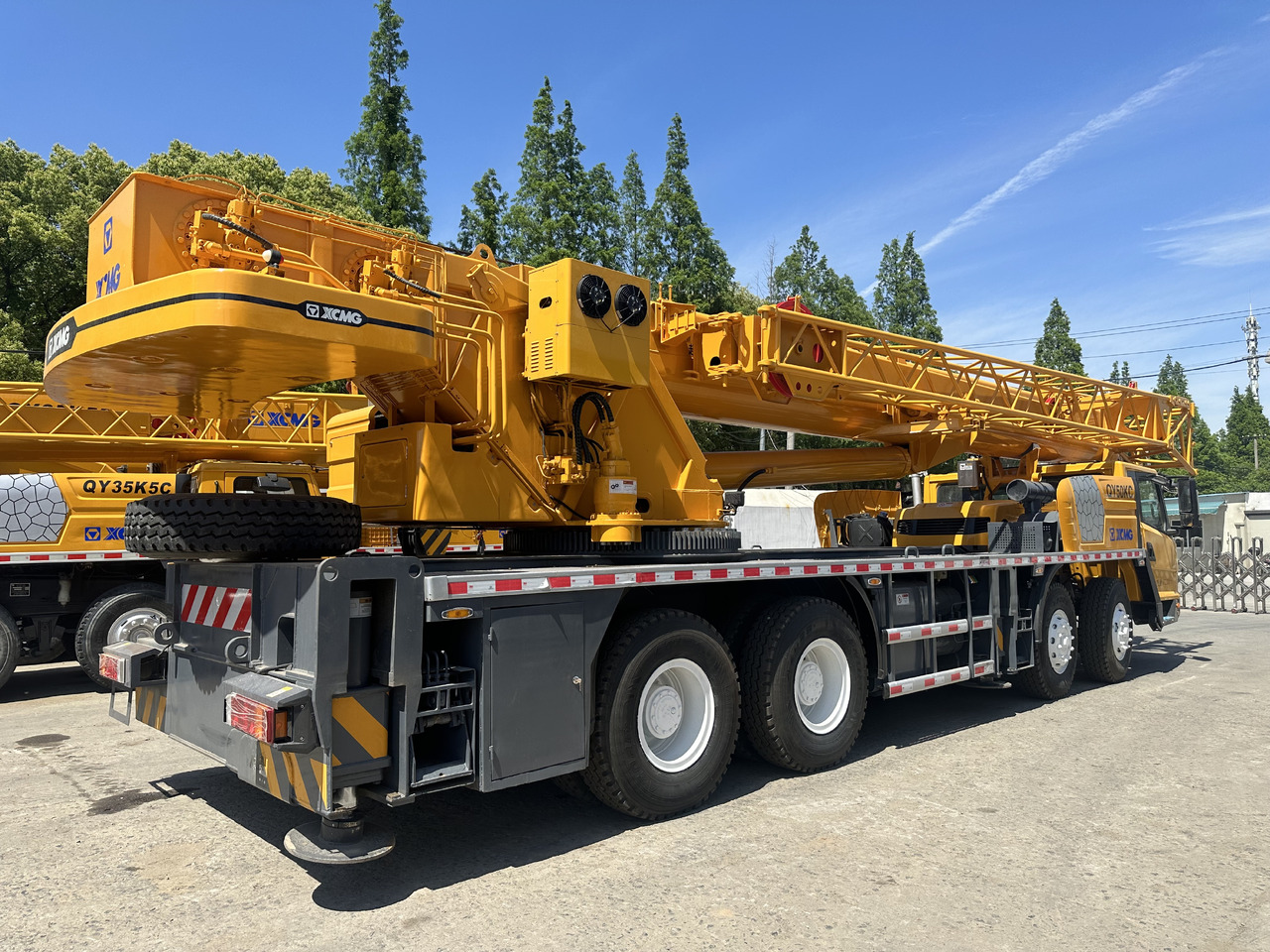 XCMG QY50KC QY50KA 50 ton truck crane - Мобилен кран: слика 2 XCMG QY50KC QY50KA 50 ton truck crane - Мобилен кран: слика 2