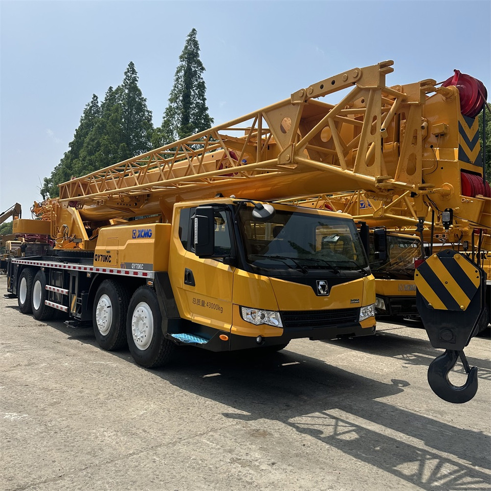 XCMG QY70KC 70TON QY70K QY70K-II QY70KA QY70K-1 xct70 xcmg qy75k - Мобилен кран: слика 1 XCMG QY70KC 70TON QY70K QY70K-II QY70KA QY70K-1 xct70 xcmg qy75k - Мобилен кран: слика 1