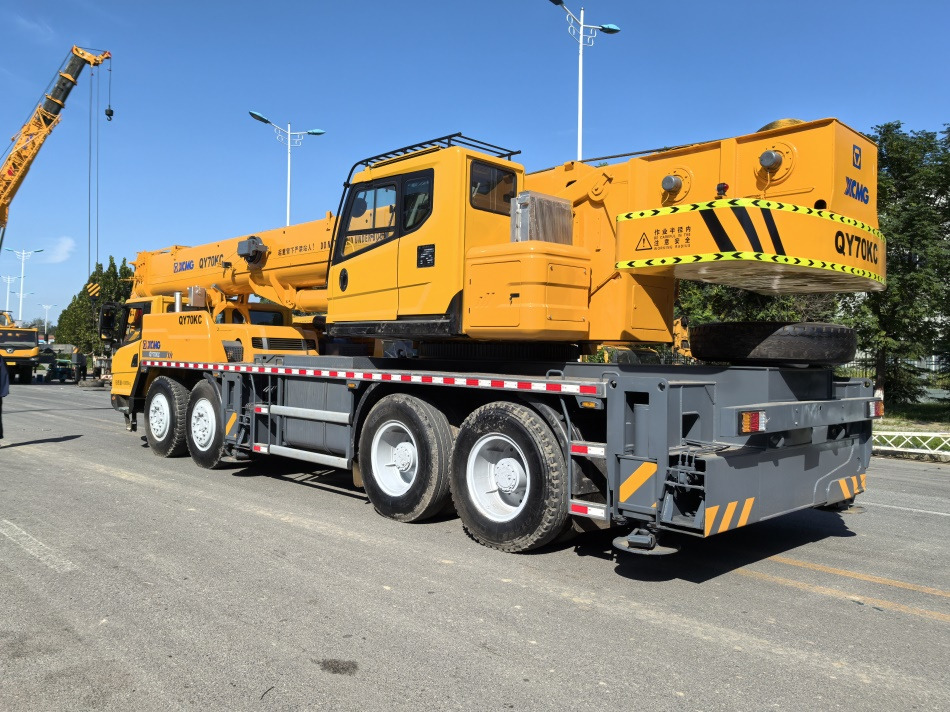 XCMG QY70KC 70TON QY70K QY70KA QY70K-1 - Мобилен кран: слика 2 XCMG QY70KC 70TON QY70K QY70KA QY70K-1 - Мобилен кран: слика 2