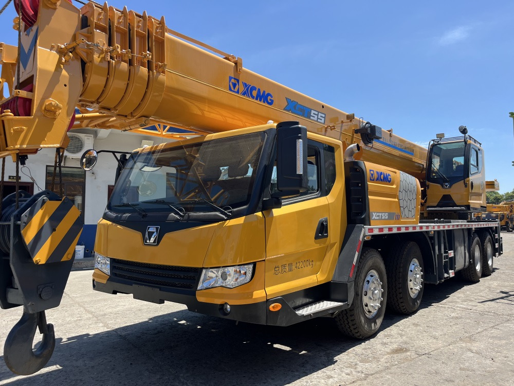 XCMG XCT55 XCT50 QY50KC QY50KA QY50K-II 25 ton 35 ton 40 ton 55 ton 50 ton 60 ton xcmg truck crane - Мобилен кран: слика 1 XCMG XCT55 XCT50 QY50KC QY50KA QY50K-II 25 ton 35 ton 40 ton 55 ton 50 ton 60 ton xcmg truck crane - Мобилен кран: слика 1
