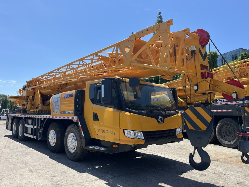XCMG XCT55 XCT50 QY50KC QY50KA QY50K-II 25 ton 35 ton 40 ton 55 ton 50 ton 60 ton xcmg truck crane - Мобилен кран: слика 2 XCMG XCT55 XCT50 QY50KC QY50KA QY50K-II 25 ton 35 ton 40 ton 55 ton 50 ton 60 ton xcmg truck crane - Мобилен кран: слика 2