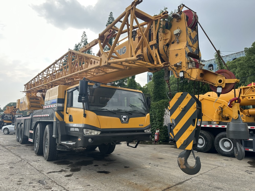 XCMG XCT80 XCT80 QY80K QY75K 80 ton truck crane - Мобилен кран: слика 1 XCMG XCT80 XCT80 QY80K QY75K 80 ton truck crane - Мобилен кран: слика 1