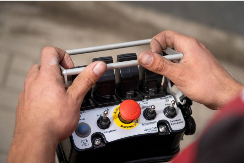 Нов Самоиздигачки кран Giraffe 900.30-GC2: слика 8