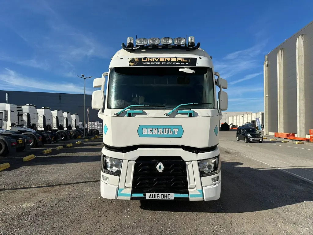 Renault T 460 (DHC) - Камион влекач: слика 2 Renault T 460 (DHC) - Камион влекач: слика 2